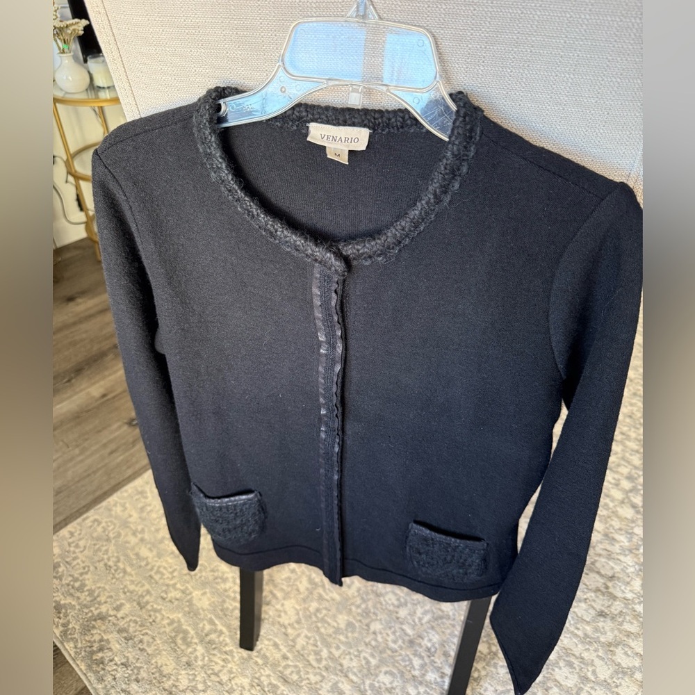 Vernario 100% Wool Black Outlined Cardigan Sweater, M